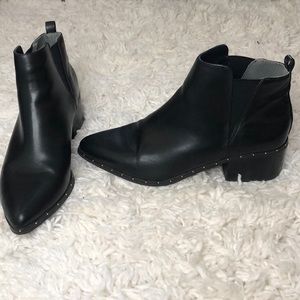 Bar III Womens Gabby Pointed Toe Ankle Boots